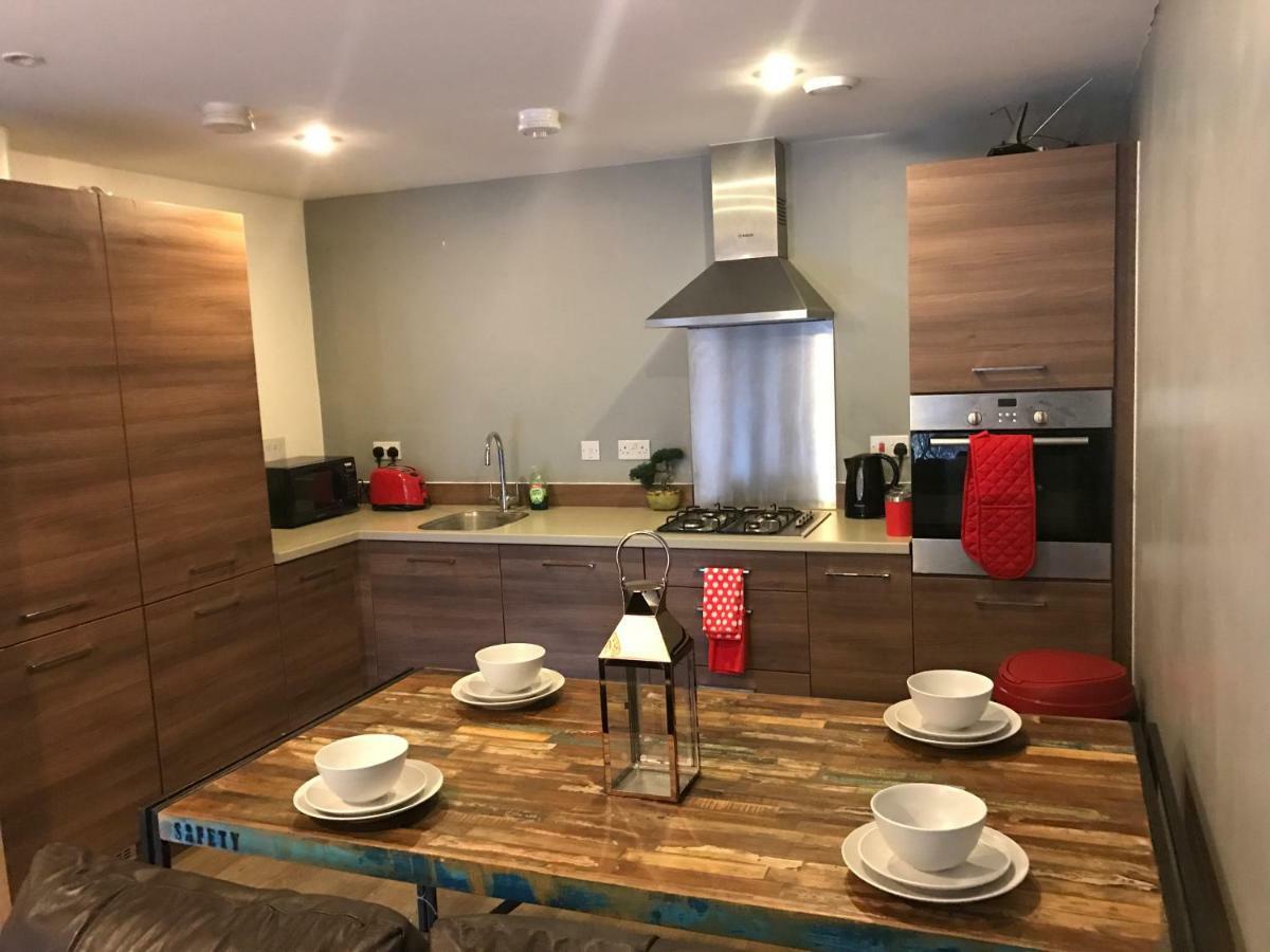 Executive Brentwood Apartment ภายนอก รูปภาพ